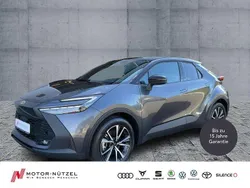 Grey metallic (1g3)/ black (20 Neu 2025 Toyota C-HR Team SUV | 32.930 € (Superpreis)