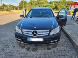 Schwarz Gebraucht 2011 Mercedes C300 Limousine | 14.599 €
