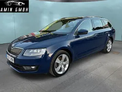 Blau Gebraucht 2015 Skoda Octavia Elegance Kombi | 7.999 € (Guter Preis)