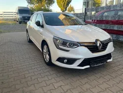 Weiß Gebraucht 2018 Renault Mégane GrandTour Intens Kombi | 6.750 € (Teuer)
