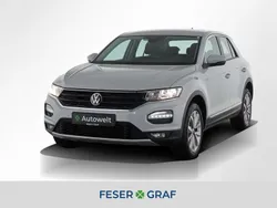 White silver metallic Gebraucht 2021 VW T-Roc Style SUV | 20.770 €