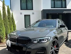 Grau Gebraucht 2021 BMW 320 M Sport Kombi | 33.450 € (Fairer Preis)