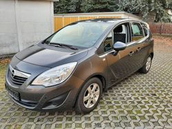 Grau Gebraucht 2010 Opel Meriva Edition Van / Kleinbus | 4.690 € (Fairer Preis)