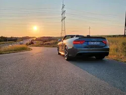 Grau Gebraucht 2013 Audi RS5 Cabrio | 39.900 € (Teuer)