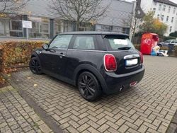 Midnight black (metallic) Gebraucht 2015 Mini Cooper Kleinwagen | 12.000 € (Fairer Preis)