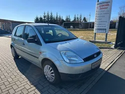 Grün Gebraucht 2003 Ford Fiesta Kleinwagen | 2.490 €
