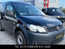 Schwarz Gebraucht 2014 VW Caddy Van / Kleinbus | 5.499 € (Guter Preis)