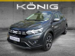Grau Gebraucht 2023 Dacia Sandero Expression Kleinwagen | 18.800 € (Fairer Preis)
