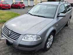 Silber Gebraucht 2001 VW Passat Kombi | 3.777 €