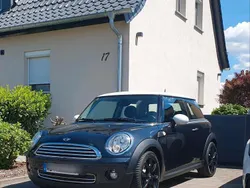 Schwarz Gebraucht 2007 Mini Cooper Kleinwagen | 5.900 € (Etwas zu teuer)