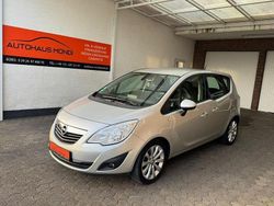 Silber Gebraucht 2010 Opel Meriva Edition Van / Kleinbus | 7.200 € (Etwas zu teuer)