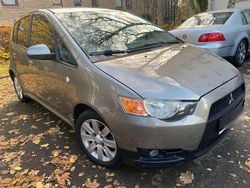 Schwarz Gebraucht 2010 Mitsubishi Colt Kleinwagen | 3.450 € (Fairer Preis)