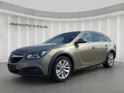 Grün Gebraucht 2016 Opel Insignia Country Tourer Kombi | 13.750 € (Fairer Preis)