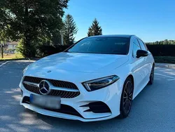 Weiß Gebraucht 2019 Mercedes A250 AMG line Limousine | 19.990 € (Superpreis)