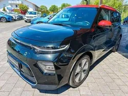 Schwarz Gebraucht 2024 Kia Soul EV Inspiration SUV | 32.849 € (Fairer Preis)