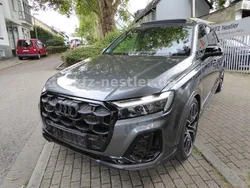 Grau Gebraucht 2024 Audi Q7 S-Line SUV | 78.900 € (Fairer Preis)