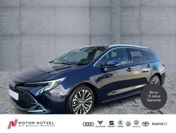 Dark blue metallic Gebraucht 2023 Toyota Corolla Team Kombi | 27.230 € (Fairer Preis)