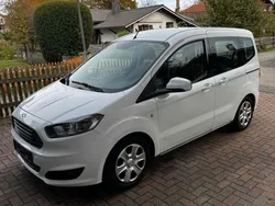 Weiß Gebraucht 2017 Ford Tourneo Connect Van / Kleinbus | 9.999 € (Superpreis)