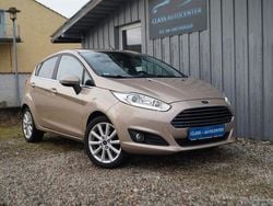 Beige Gebraucht 2016 Ford Fiesta Titanium Limousine | 5.450 € (Guter Preis)