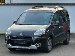 Schwarz Gebraucht 2013 Peugeot Partner Tepee Style Van / Kleinbus | 6.499 € (Teuer)