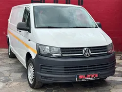 Weiß Gebraucht 2016 VW T6 Van | 9.999 € (Guter Preis)