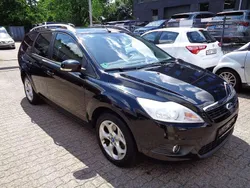 Schwarz Gebraucht 2010 Ford Focus Viva Kombi | 1.990 € (Guter Preis)