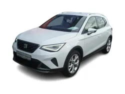 Weiß Gebraucht 2024 Seat Arona FR-Line SUV | 22.430 € (Fairer Preis)