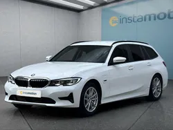 Gebraucht 2022 BMW 330e Kombi | 29.699 € (Superpreis)