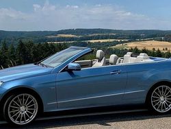 Blau Gebraucht 2011 Mercedes E350 Elegance Cabrio | 24.750 €