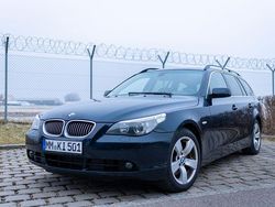 Blau Gebraucht 2006 BMW 530 Kombi | 4.850 € (Fairer Preis)