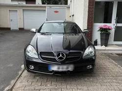 Schwarz Gebraucht 2010 Mercedes SLK200 Cabrio | 11.450 € (Fairer Preis)