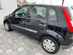 Schwarz Gebraucht 2006 Ford Fiesta Kleinwagen | 1.600 € (Fairer Preis)