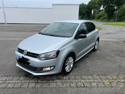 Silber Gebraucht 2011 VW Polo Style Kleinwagen | 2.800 € (Guter Preis)