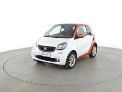 Weiß Gebraucht 2018 Smart ForTwo Coupé Basis Kleinwagen | 14.320 € (Fairer Preis)