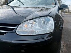 Schwarz Gebraucht 2008 VW Golf V Kombi | 3.600 € (Etwas zu teuer)