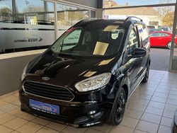 Schwarz Gebraucht 2016 Ford Tourneo Courier Trend Van / Kleinbus | 7.990 € (Guter Preis)