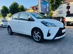Weiß Gebraucht 2019 Toyota Yaris Comfort Limousine | 11.400 € (Guter Preis)