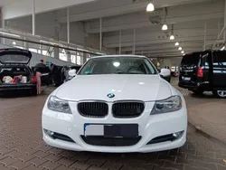 Weiß Gebraucht 2011 BMW 318 Exclusive Limousine | 7.000 € (Fairer Preis)