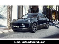 Tiefschwarzmetallic Gebraucht 2024 Porsche Macan S Sport SUV | 101.890 €