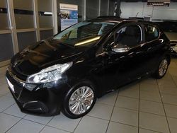 Schwarz Gebraucht 2016 Peugeot 208 Allure Kleinwagen | 9.990 € (Fairer Preis)