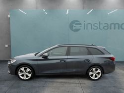 Grau Gebraucht 2024 Seat Leon FR Van / Kleinbus | 29.351 € (Fairer Preis)