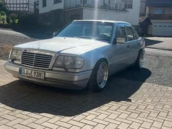 Gebraucht 1993 Mercedes E420 Limousine | 28.000 €
