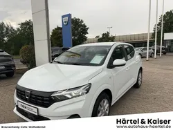 Weiß Gebraucht 2021 Dacia Sandero Comfort Kleinwagen | 14.490 € (Guter Preis)