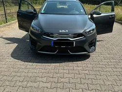 Grau Gebraucht 2022 Kia Ceed Sportswagon Vision Kombi | 21.500 € (Superpreis)