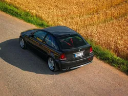 Schwarz Gebraucht 2002 BMW 325 Coupé | 11.950 €