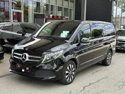 Schwarz Gebraucht 2024 Mercedes V250 Avantgarde Van / Kleinbus | 56.990 € (Fairer Preis)