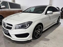 Weiß Gebraucht 2016 Mercedes CLA180 Shooting Brake AMG line Kombi | 15.500 € (Fairer Preis)