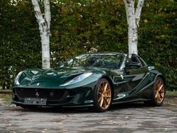 Grün Gebraucht 2023 Ferrari 812 Cabrio | 459.890 € (Superpreis)