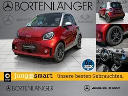 Rot Gebraucht 2024 Smart ForTwo Electric Drive Exclusive Kleinwagen | 14.668 € (Guter Preis)