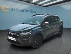 Grau Neu 2025 Dacia Sandero Stepway Kleinwagen | 21.699 € (Etwas zu teuer)